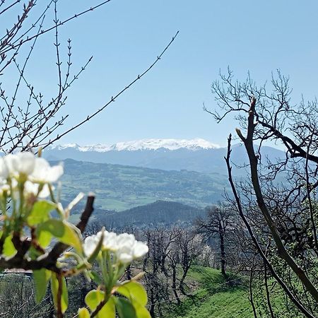 Casale Monte Valestra Bed & Breakfast Bebbio Luaran gambar