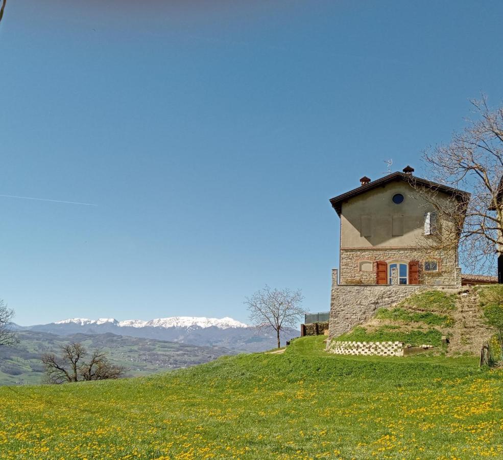 Casale Monte Valestra Bed & Breakfast Bebbio Luaran gambar