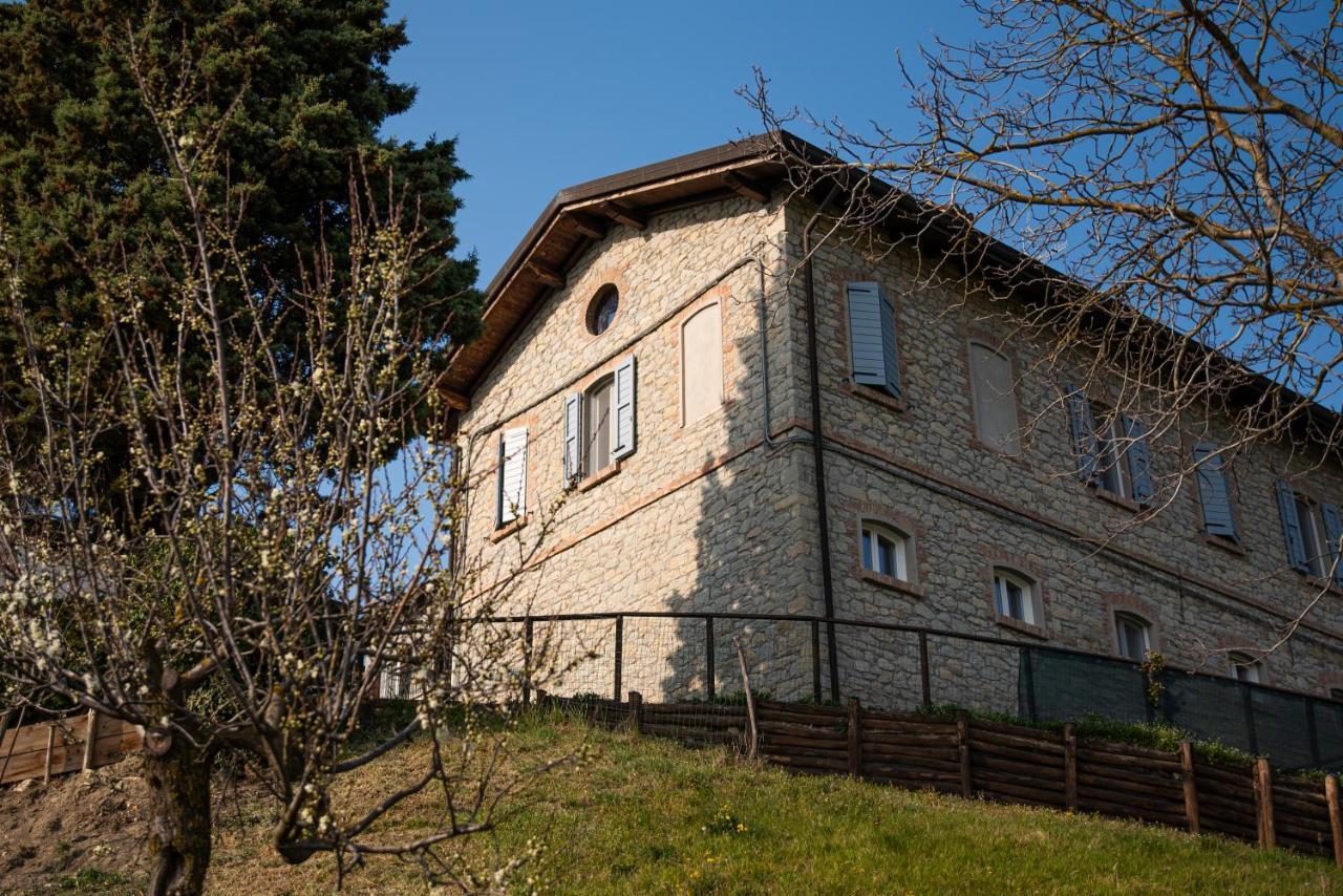Casale Monte Valestra Bed & Breakfast Bebbio Luaran gambar