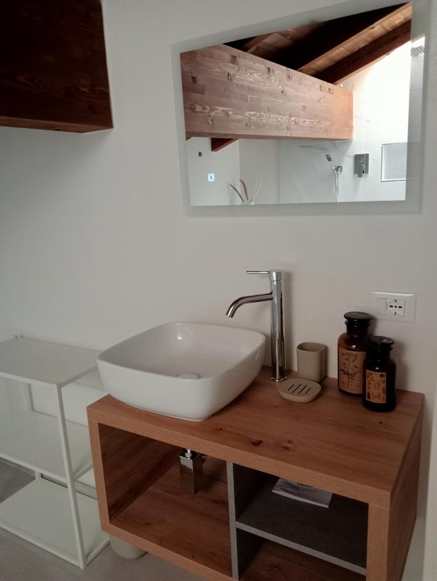 Casale Monte Valestra Bed & Breakfast Bebbio Bilik gambar